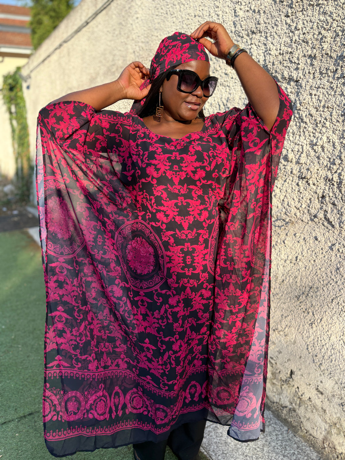 Ensemble caftan long fluide à motif baroque – Élégance et confort