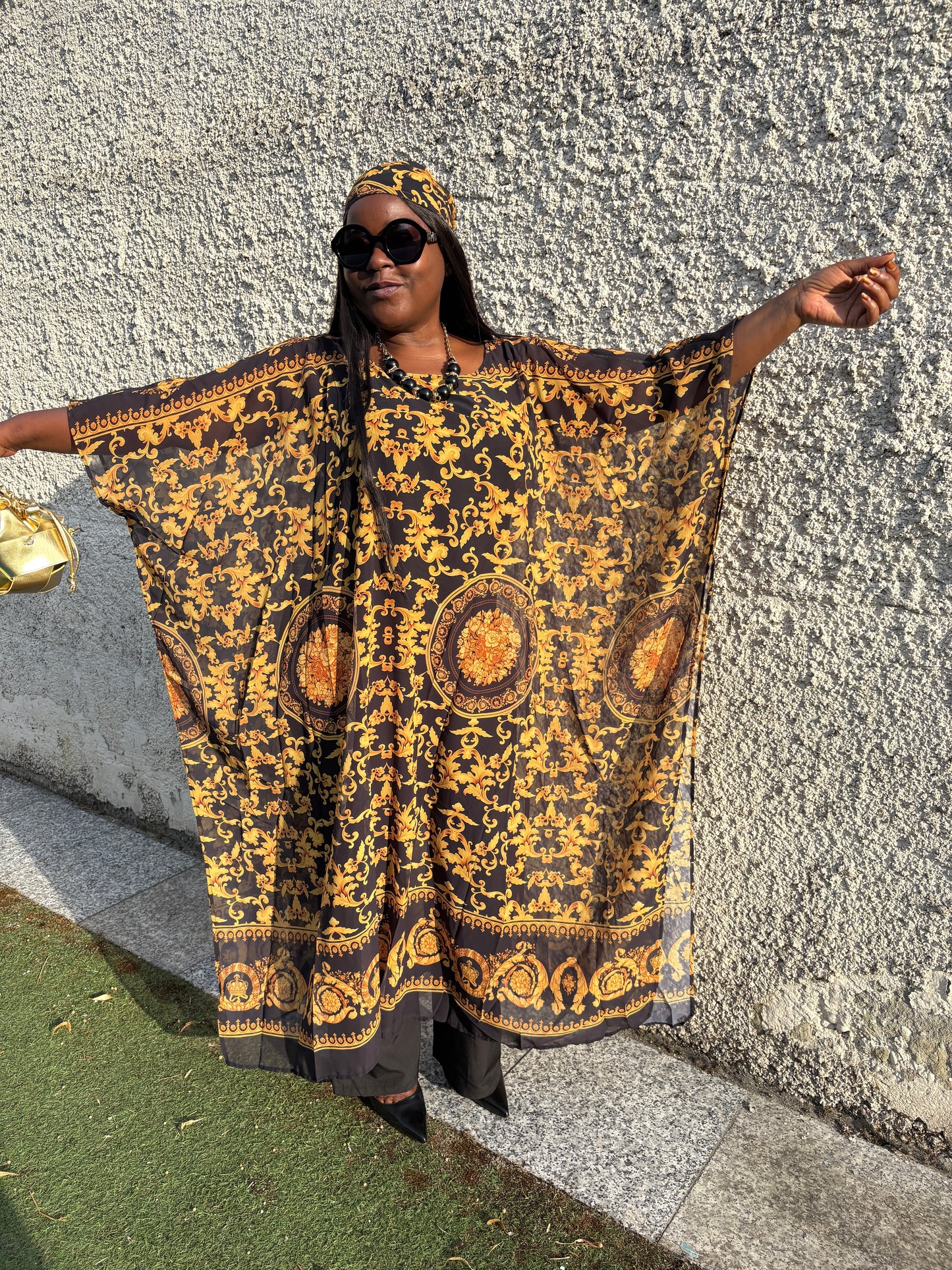 Ensemble caftan long fluide à motif baroque – Élégance et confort